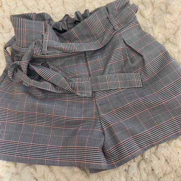 FOREVER 21 shorts - Picture 2 of 6